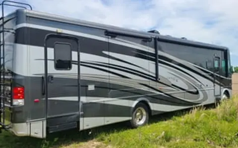 2016 Newmar Canyon Star 3922