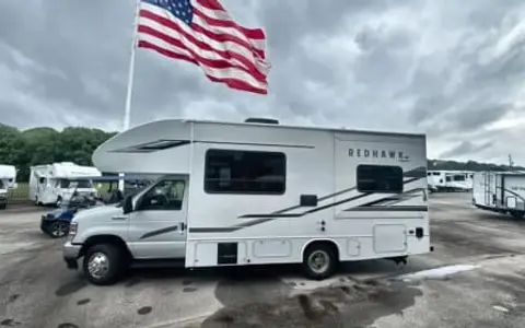 2025 Jayco Redhawk 22CF sleeps 5