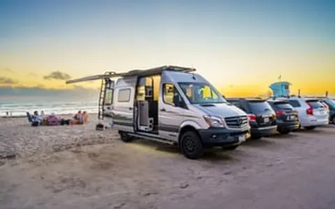 *Head out with Scout *2019 Winnebago Revel 4x4