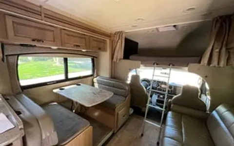 Perfect for the family 2018 Thor Chateau Bunkhouse