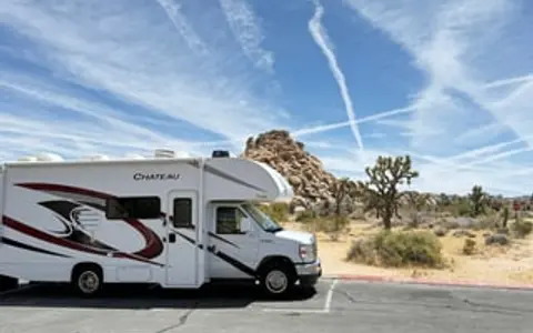 "The Cozy Chateau" - 2022 Thor 24' - Easy Drive