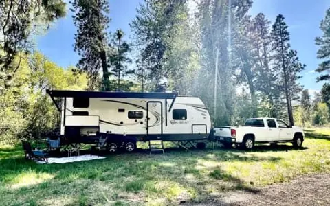 2023 - 1 Private King Bedroom & Bunkhouse, Family Friendly, Free Generator