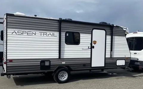 Dawna's Dutchmen Aspen Trail 17BH Travel Trailer