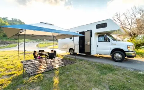 2019-23ft-Fully stocked- easy to drive
