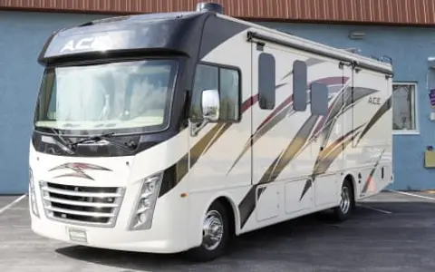 2022 ACE 27 FT Easy to Drive Class A!  Sleeps 6-8
