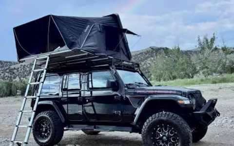Ultimate Overlander 2023 Jeep Rubicon EcoDiesel + Skycamp 4.0 Quad