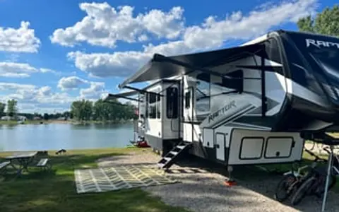 2021 Keystone RV Raptor 415