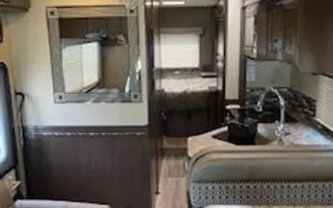 2018 Thor Motor Coach Freedom Elite 29FE