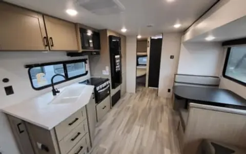 2026 Go Play Getaway:  Straight‑Line Family Camping, Made Easy