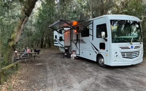 2024 Holiday Rambler Admiral Room for the whole family!