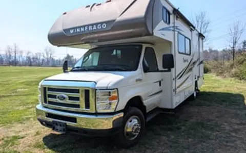 Winnebago Spirit | Cozy Class C RV with 3 slides
