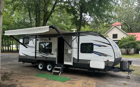 Stephen's Forest River 261BHXL Salem Cruise Lite Travel Trailer