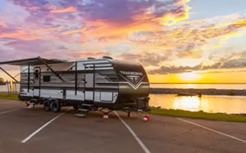 AMAZING BUNKHOUSE CAMPER!