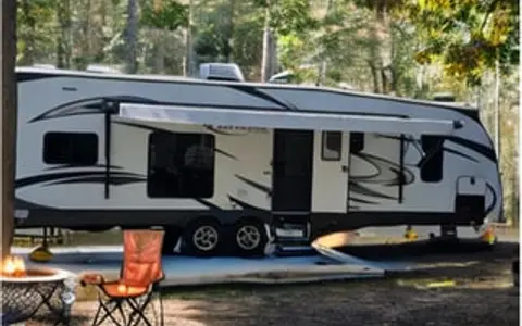 (DELIVERY ONLY!)Family Friendly  Heartland Torque