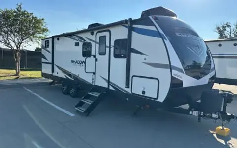 Maverick | Family-Size Camper with Bunkhouse, Outdoor Kitchen & King Bed