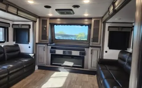 2022 Keystone RV Montana 3763BP "TAJ MAJAL"