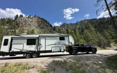 East to West Tandara 5th Wheel