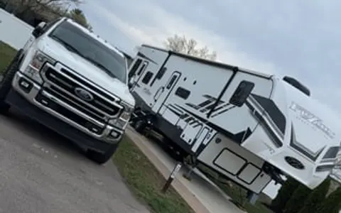 Loaded Luxury Toy Hauler Sleeps 8