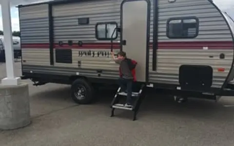 2019 Forrest river wolf pup w/ super slide out