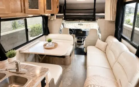Perfect RV Getaway - 2020 Coachmen Leprechaun