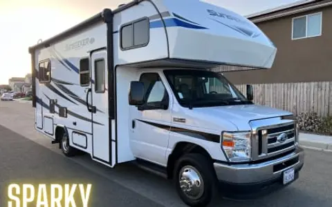 Sparky The RV Is Solar Powered