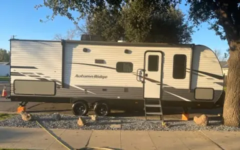 2024  26 FOOT STARCRAFT WITH BUNKS