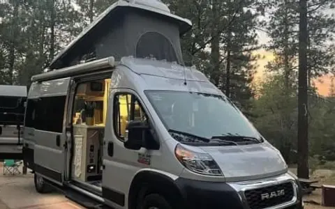 2021 Thor Sequence 20A - Easily Sleeps Family of 4 with Two Large Beds