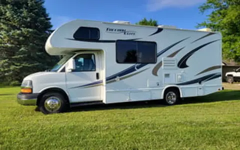 2014 Thor Motor Coach - Freedom Elite 23U