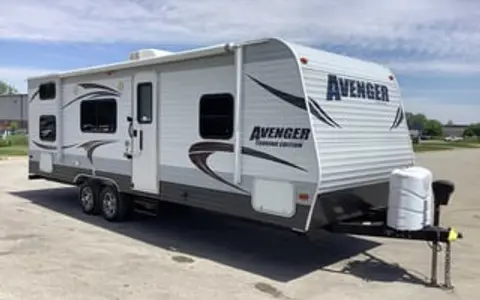2013 Prime Time RV Avenger 26BH