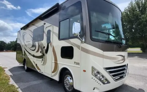 HOME AWAY FROM HOME! 2017 Thor Hurricane
