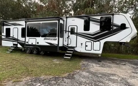 2022 Grand Design Momentum M-Class 395MS-R