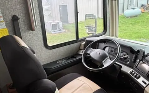 Class A Fleetwood Bounder with 2 Full Bath a King Bed and Family Bunkhouse!