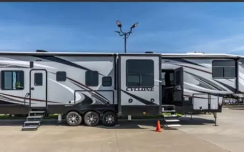 2018 Heartland Cyclone Delivered only