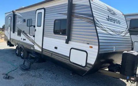 Jayco Jay Flight - Luxury Family Bunkhouse Camper • Sleeps 8