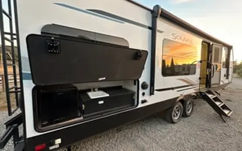 Sleeps 6 - New Luxury Travel Trailer