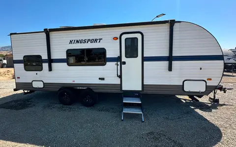 Sleeps 8 - 2022 King Sport Travel Trailer