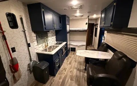 Sleeps 8 - Jayco Octane Toy Hauler