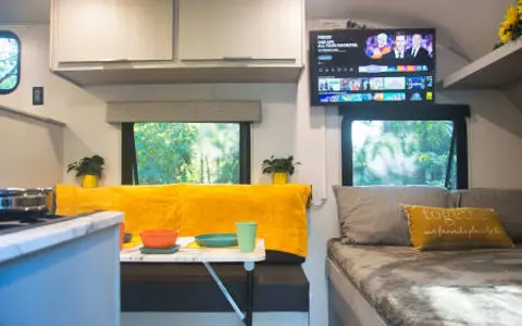 Bunk Beds! Easy Tow! Sleeps 4 or 5! GWTX 1442