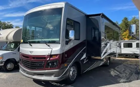2022 Fleetwood RV Bounder 33C (Brand New)