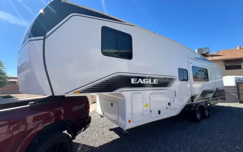 Your Home Away From Home-Jayco Eagle 2025 Fifth Wheel