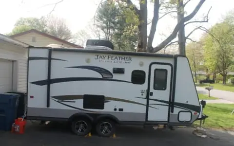 The Best of Both Worlds: Hybrid RV for Rent