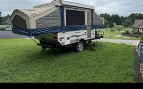 2006 Forest River RV Flagstaff Classic 281RK