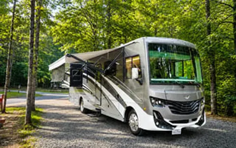 '21 Fleetwood Fortis, Sleeps 8, Free Starlink WiFi
