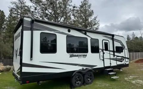 2022 Grand Design Momentum G-Class 25G