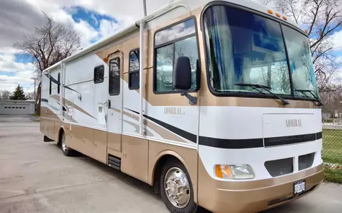 Steve's Holiday Rambler Admiral SE Class A