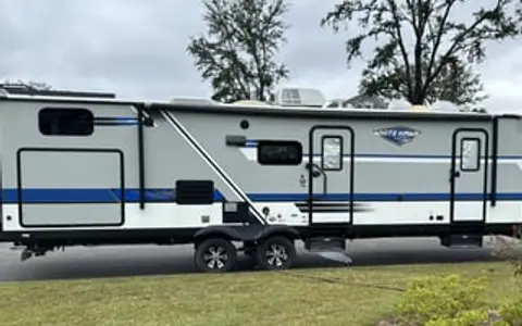 31 foot bunkhouse with remote office