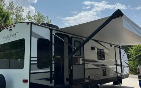 2022 Twilight RVS Signature
