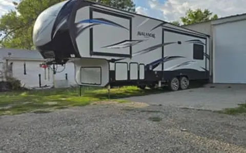 2018 Keystone RV Avalanche 301RE