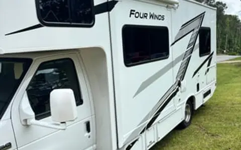 2025 Thor Motor Coach Four Winds 25V
