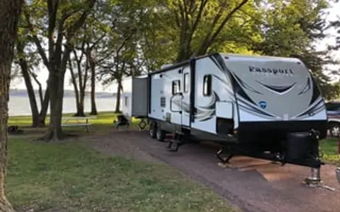 Family friendly with HUGE Bunkroom!!